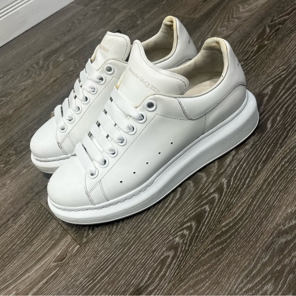 Alexander McQueen sneakers - Picture 5 of 9